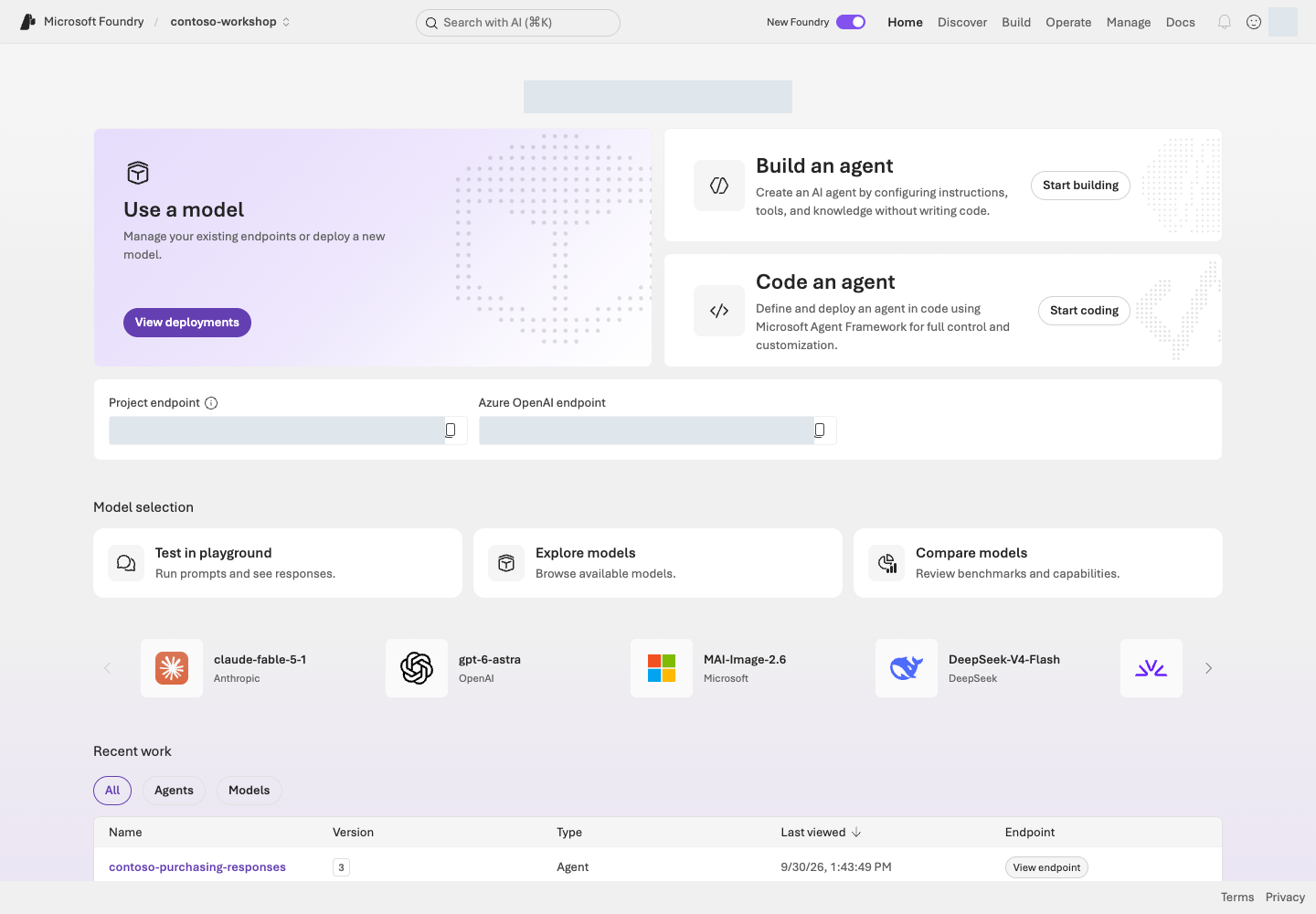 로그인한 Microsoft Foundry의 Contoso 프로젝트 Home. 위쪽에 Home, Discover, Build, Operate, Manage가 있고 중앙에 모델·에이전트 시작 카드와 두 종류의 엔드포인트가 있다.